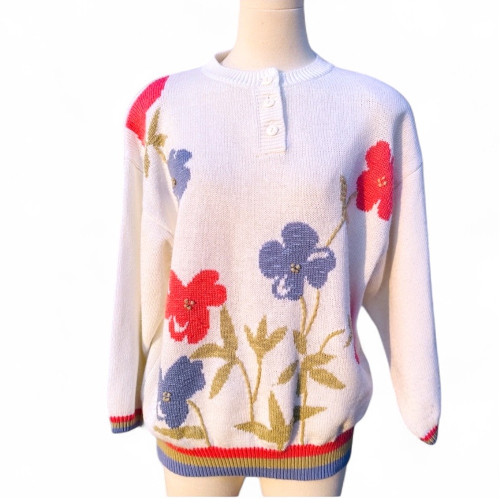 VINTAGE Pykettes Cable Knit Sweater Floral White w/ Red and Blue flowers size XL